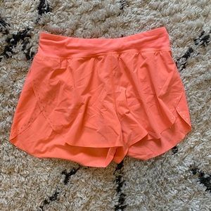 Find Your Pace Lined High-Rise Short 3" size 6